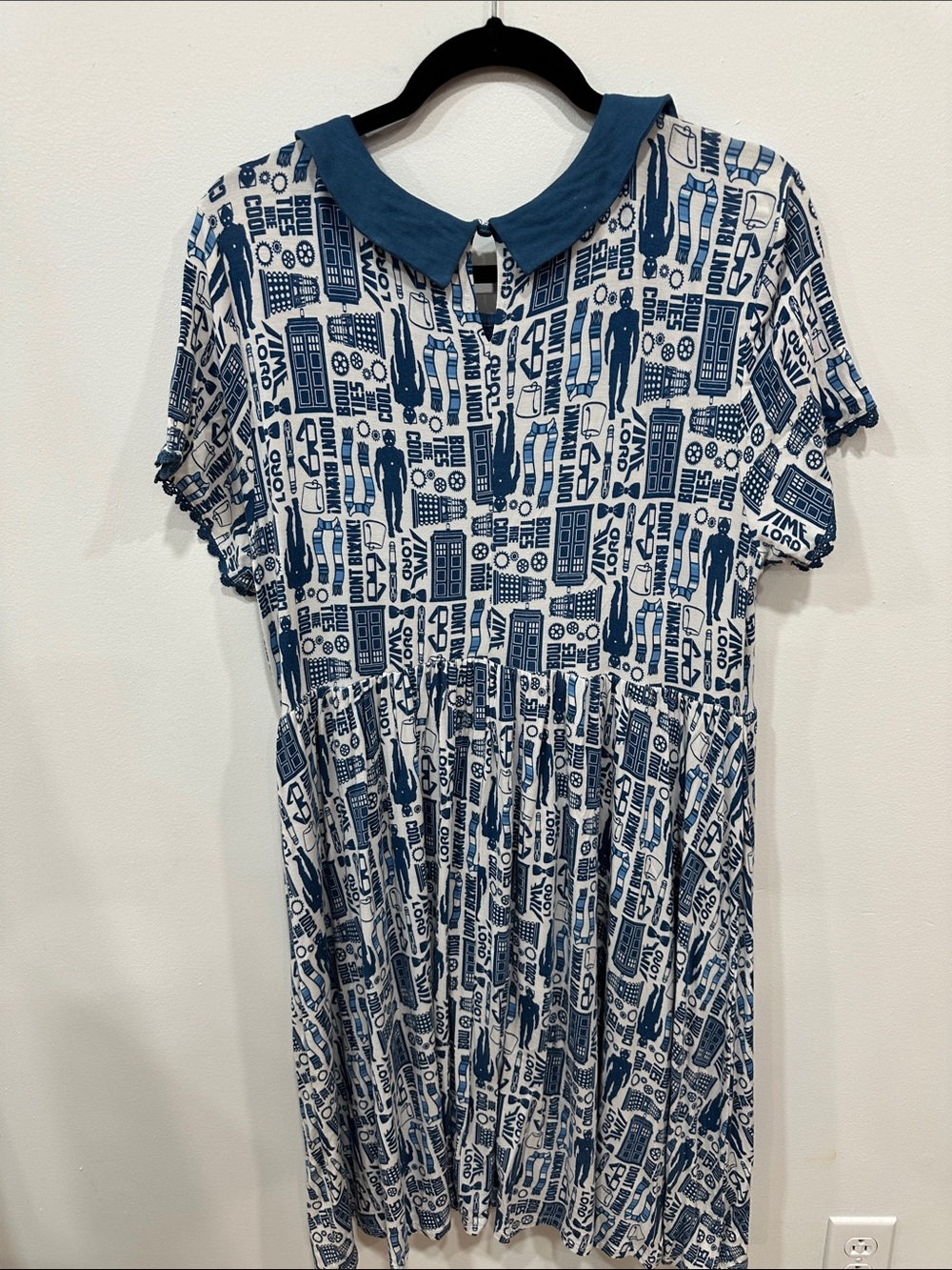 Dr. Who Peter Pan Collar Dress - Picture 6 of 7
